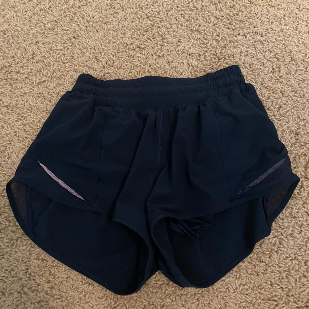 Navy blue Lululemon 2.5” hotty hot size 2